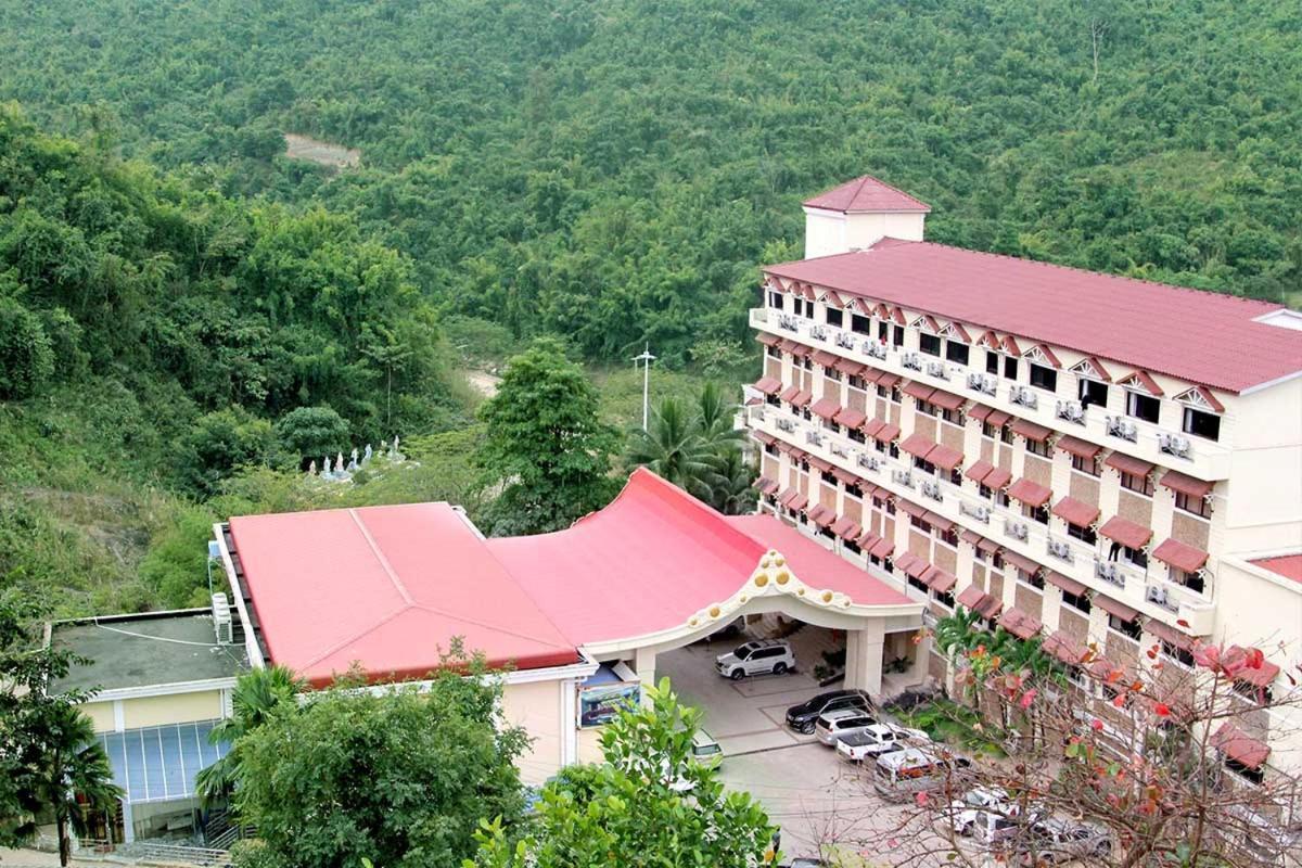 Dansavanh Namngum Resort Ban Keun Exterior photo