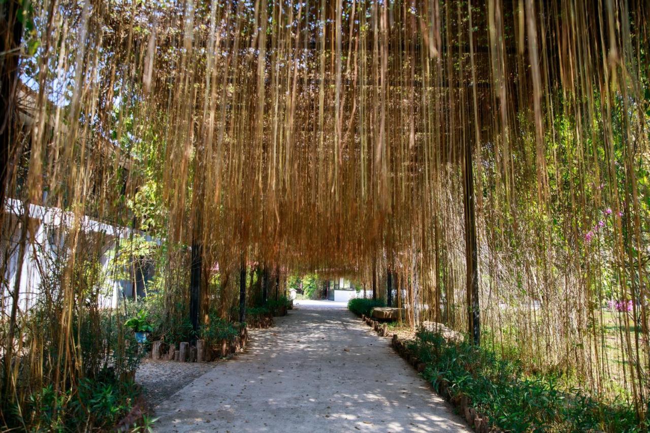 Dansavanh Namngum Resort Ban Keun Exterior photo
