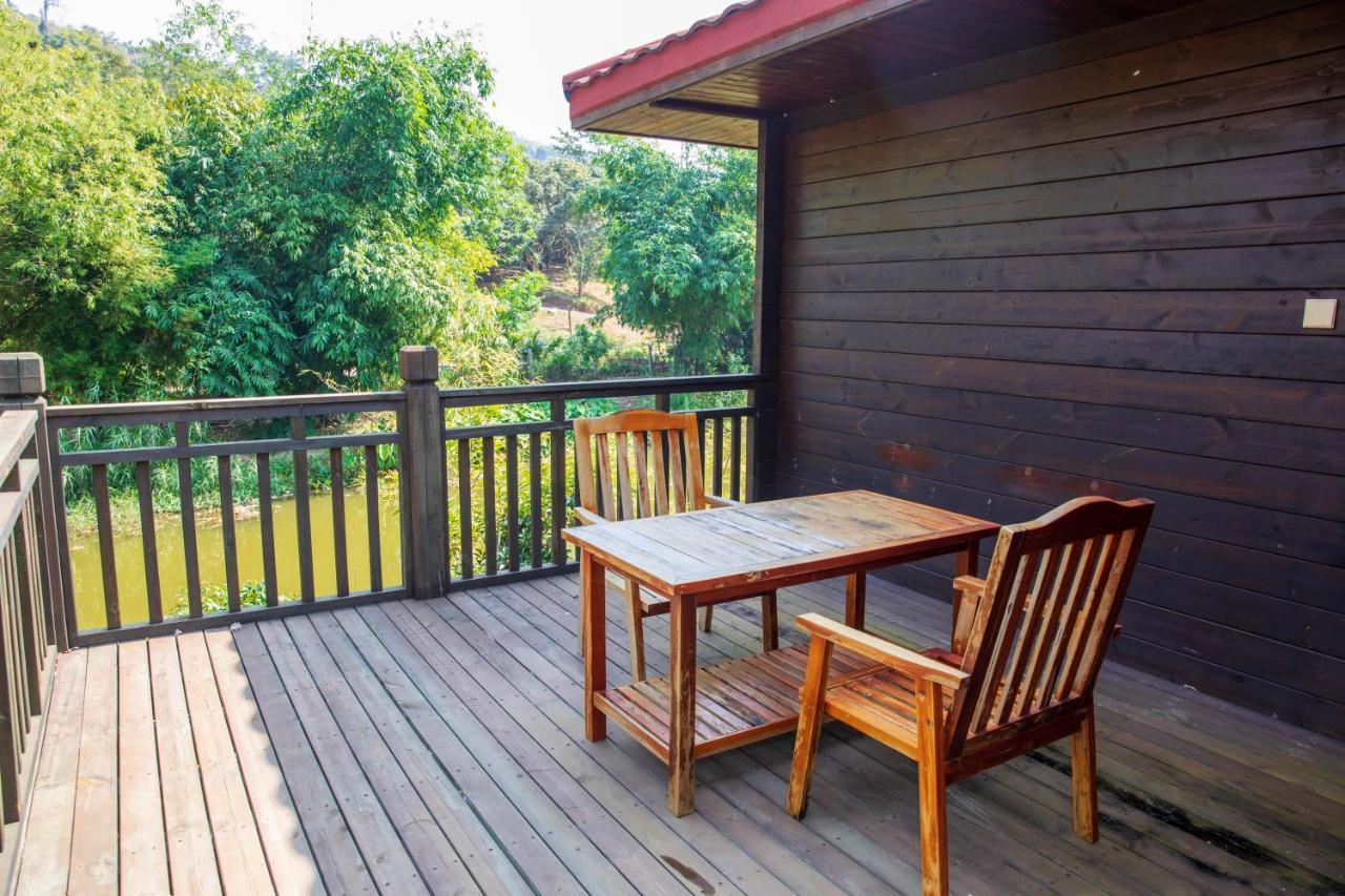 Dansavanh Namngum Resort Ban Keun Exterior photo