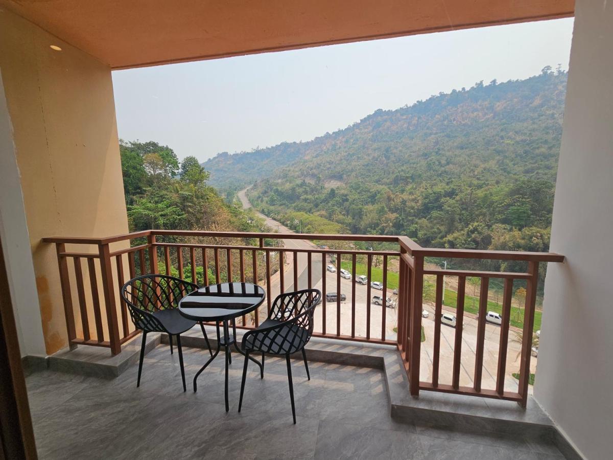 Dansavanh Namngum Resort Ban Keun Exterior photo