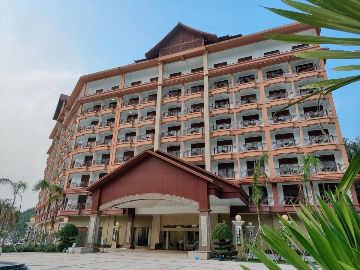 Dansavanh Namngum Resort Ban Keun Exterior photo